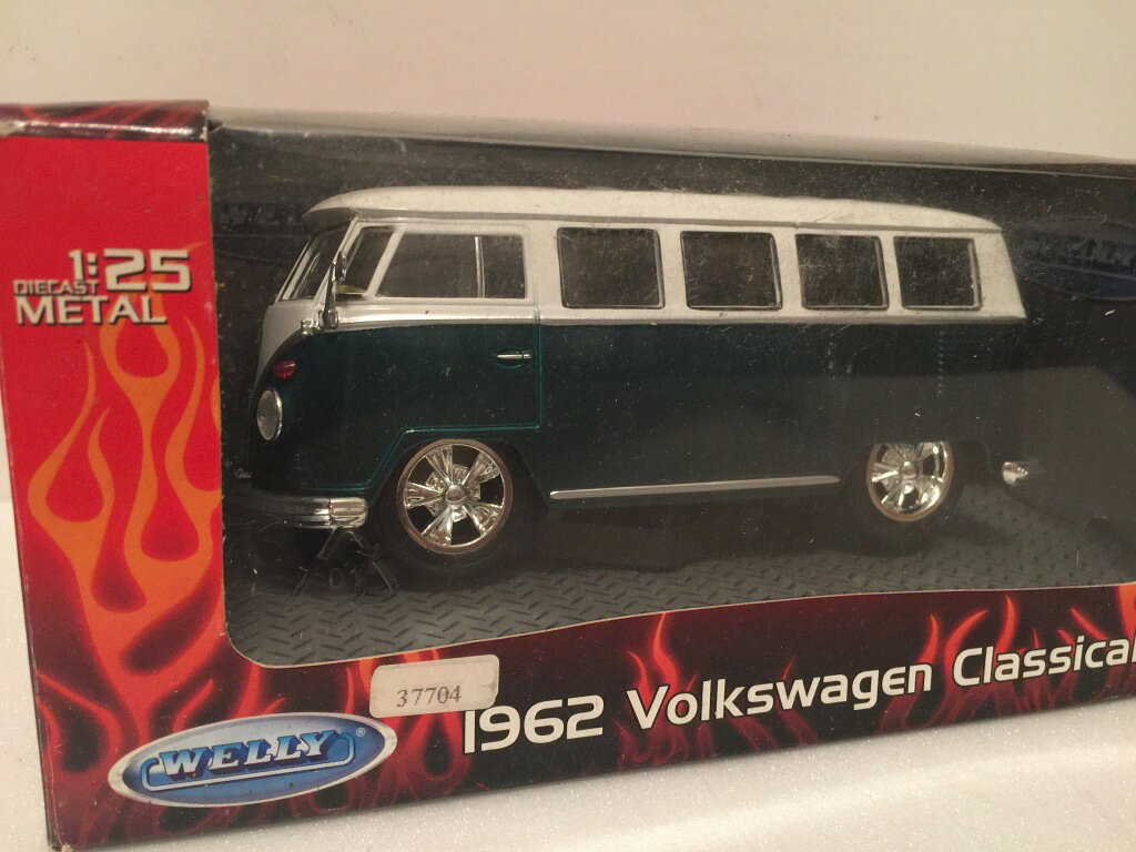 新品 WELLY ミニカー 1962 Volkswagen Bus 1/25 緑 3