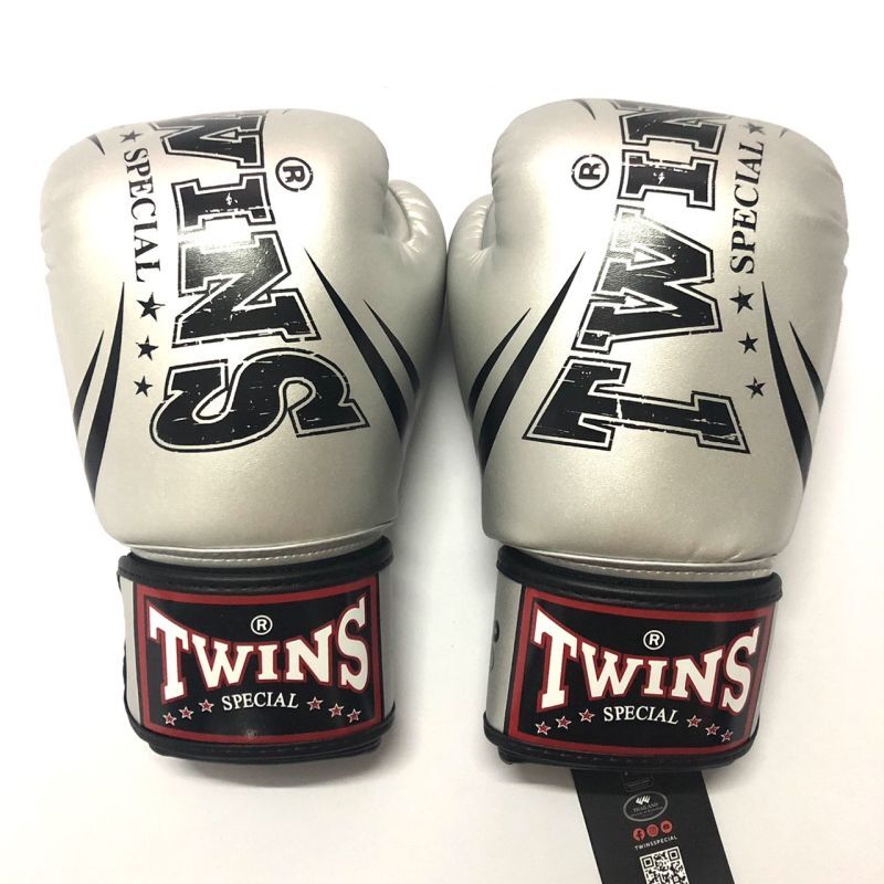 楽天市場】twins ボクシンググローブ(カラーシルバー 楽天市場】twins ボクシンググローブ(カラーシルバー
