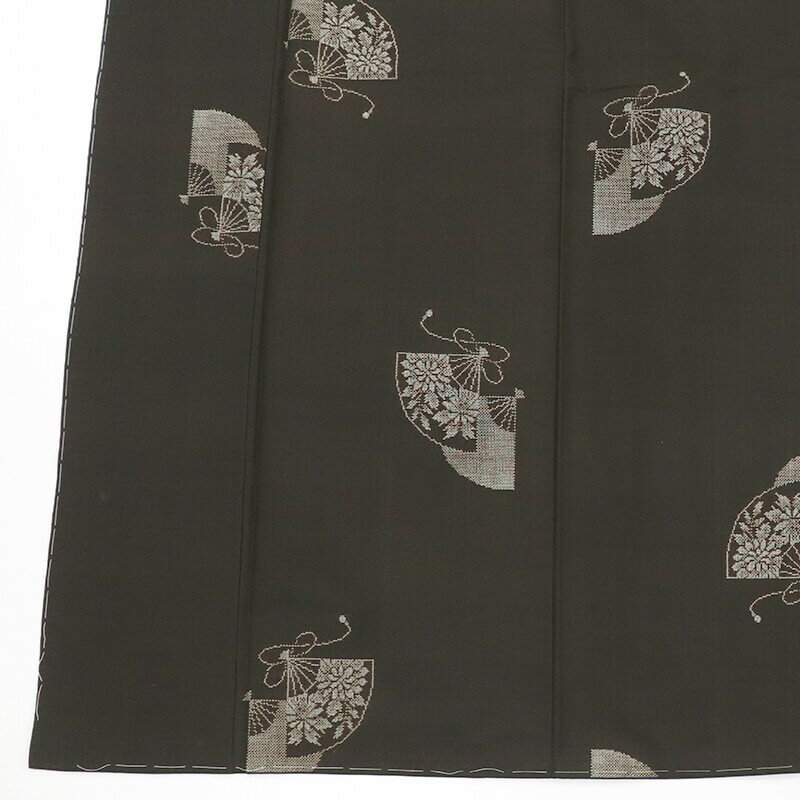 リサイクル着物 リサイクル 本場大島紬 証紙付き レディース 正絹 黒茶 扇 身丈166cm 裄丈67cm 仕立て上がり着物 カジュアル 街着 【中古】 送料無料 即日発送
