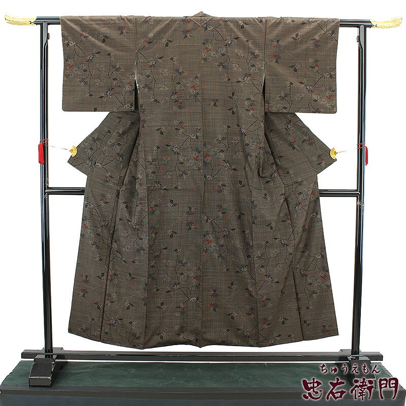 【中古】 大島紬 リサイクル 着物 正絹 カジュアル レディース 袷 ブラック ブラウン 花柄 身丈155cm 裄丈64cm 送料無料 即日発送