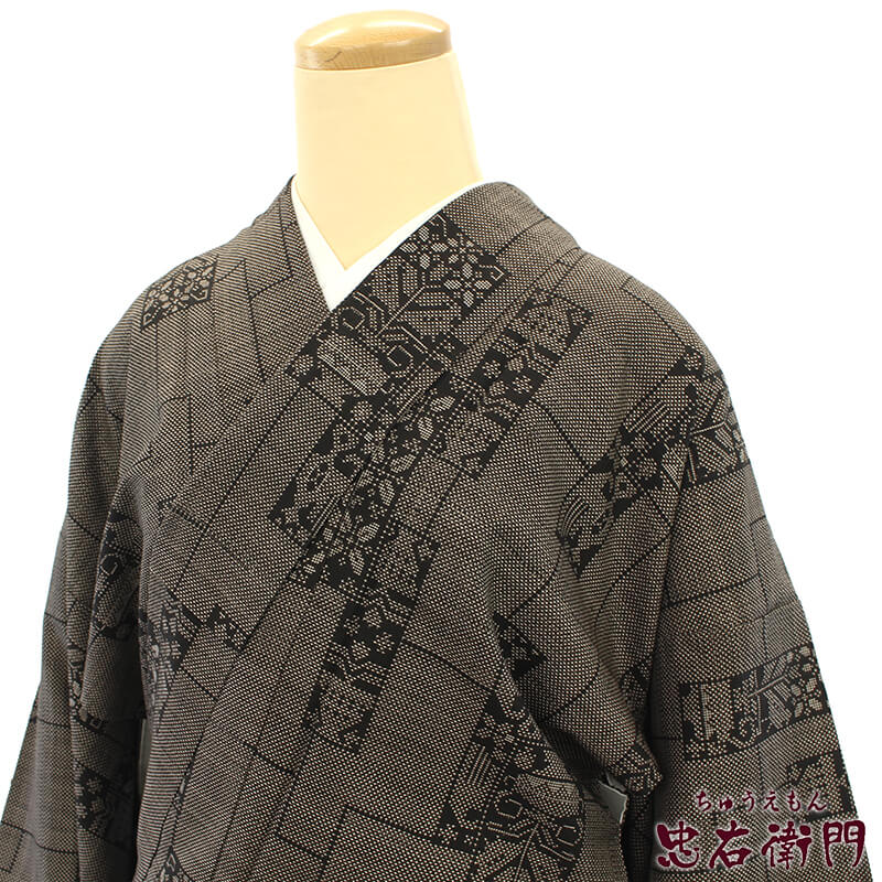 楽天市場】大島紬(サイズ(S/M/L)LL)(着物|和服 楽天市場】大島紬(サイズ(S/M/L)LL)(着物|和服