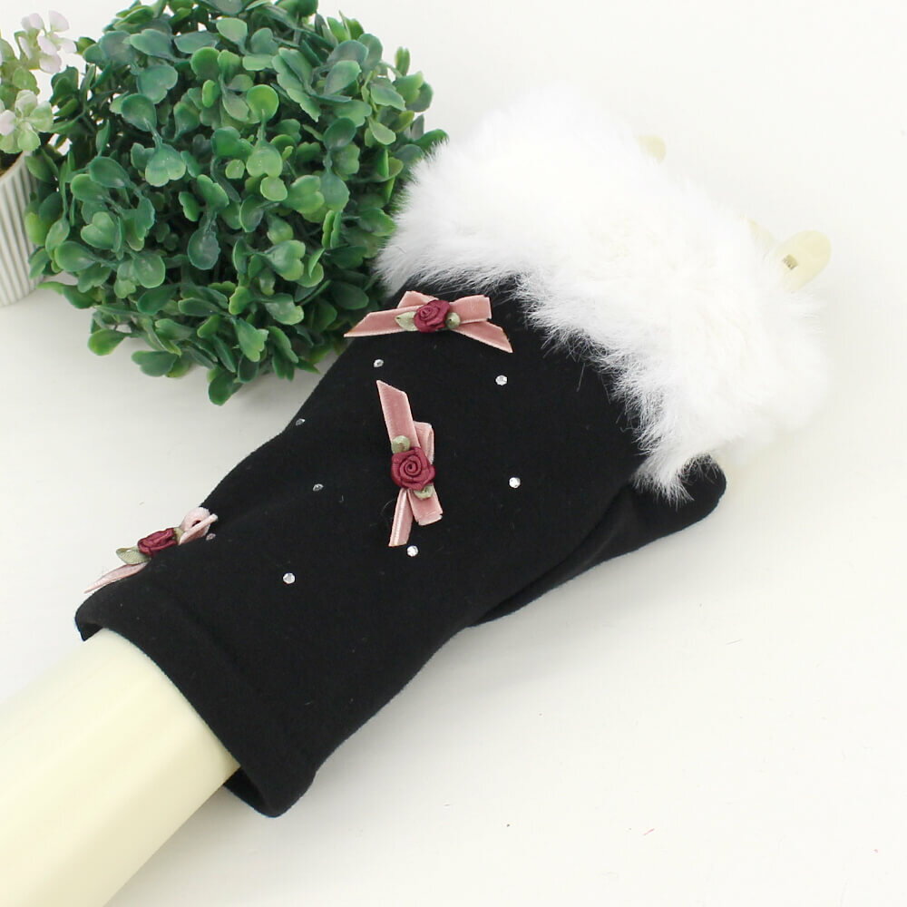 手袋 レディース かわいい おしゃれ 暖かい 冬 防寒 あったか スマホ対応 ファー キラキラ パーツ リボン 薔薇 バラ ブラック プレゼント