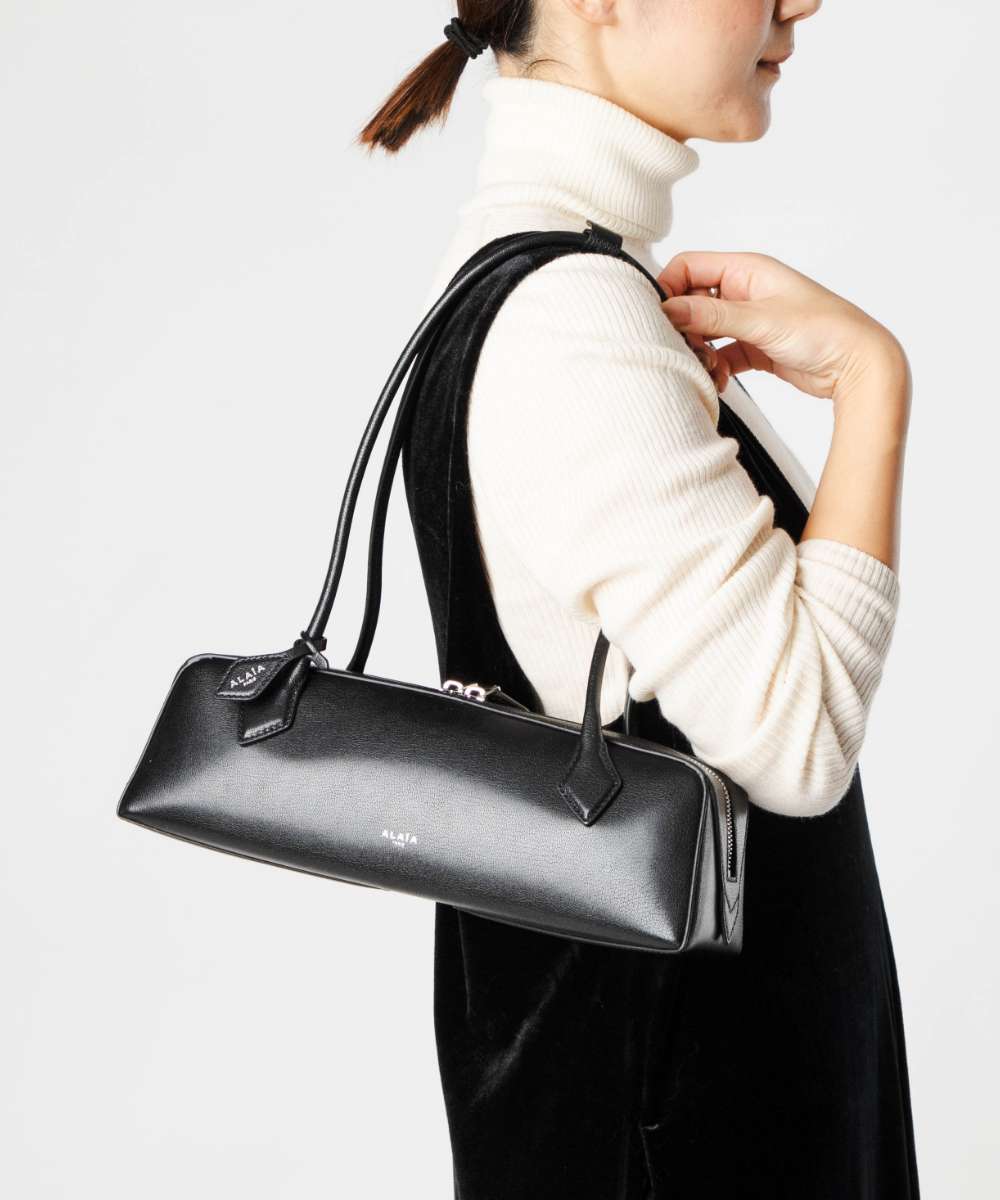 アライア ALAIA LE TECKEL ル テケル MEDIUM GOAT LEATHER BAG ミディアム ゴートスキン ショルダーバッグ AA1S06033CA212 レザー レディース バッグ