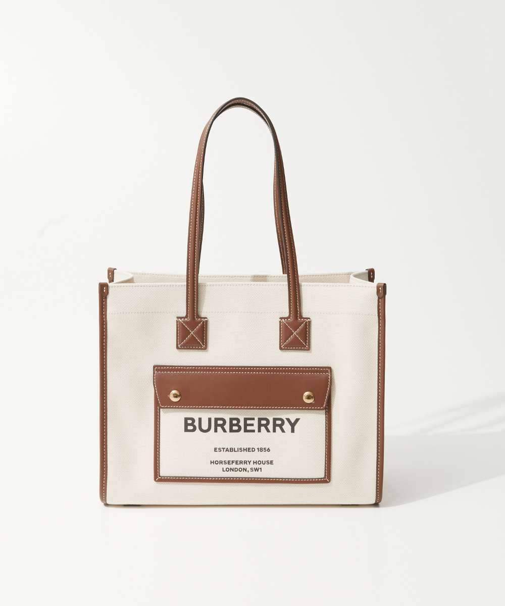 バーバリー トートバッグ（レディース） ＼18%OFF／ バーバリー BURBERRY 8044138 トートバッグ SM FREYA TOTE レディース バッグ フレヤ スモール ロゴ キャンバス レザー カジュアル 肩掛け ツートン 鞄 プレゼント お祝い 記念 お出かけ ギフト ナチュラル×タン