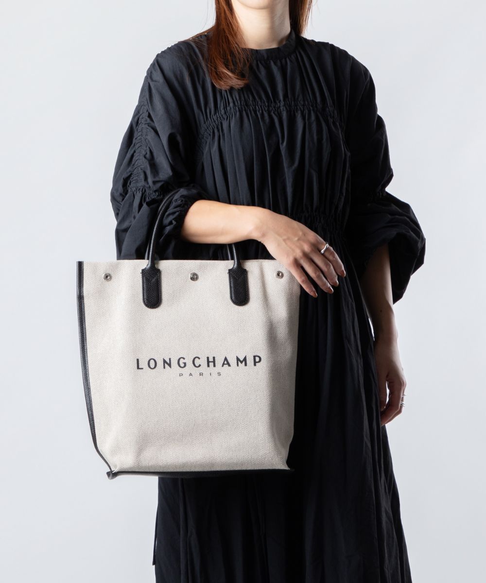 LONGCHAMP\\\\\\\' - ロンシャン LONGCHAMP 10211 HSG ハンドバッグ Essential Toile レディース バッグ エッセンシャル Mサイズ トートバッグ ロゴ ショッピングバッグ お出かけ 通勤 通学 旅行 シンプル カジュアル ギフト プレゼント お祝い 記念 鞄 Sac cabas M エクリュ