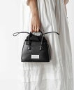 メゾン マルジェラ MAISON MARGIELA SB3WD0005 P4348 ハンドバッグ 5AC DRAWSTRING SMALL メンズ レディース バッグ ショルダーバッグ ドローストリング ミニ 2way 肩掛け 本革 レザー ロゴラベル 4ステッチ プレゼント ギフト お出掛け おしゃれ アクア ブラック
