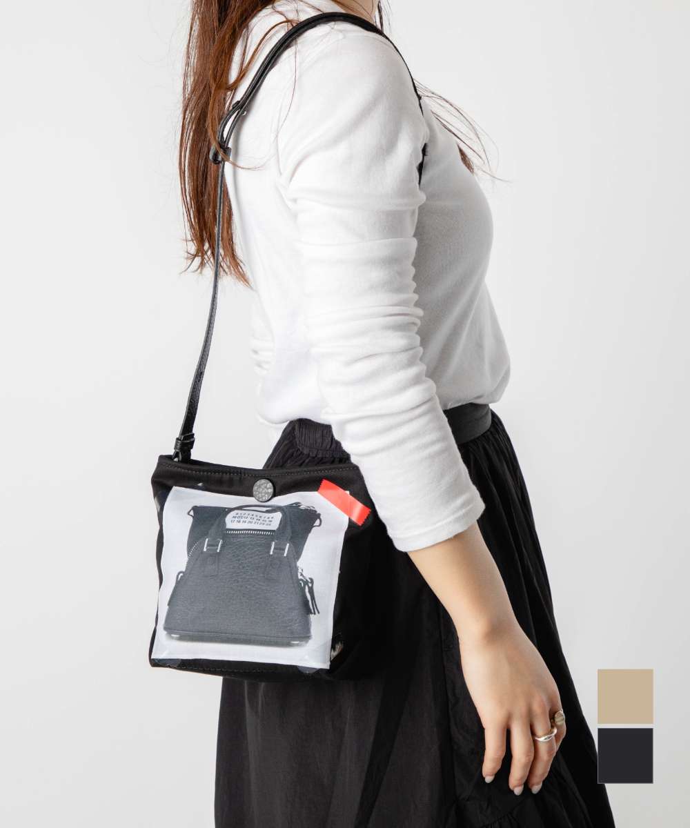 メゾン マルジェラ MAISON MARGIELA SB1WC0009 P6436 ショルダーバッグ TROMPE L'?IL 5AC BABY メンズ レディース バッグ トロンプルイユ 5AC ベイビー ロゴ カジュアル プレゼント ギフト お出掛け 斜め掛け 肩掛け 旅行 ブラック