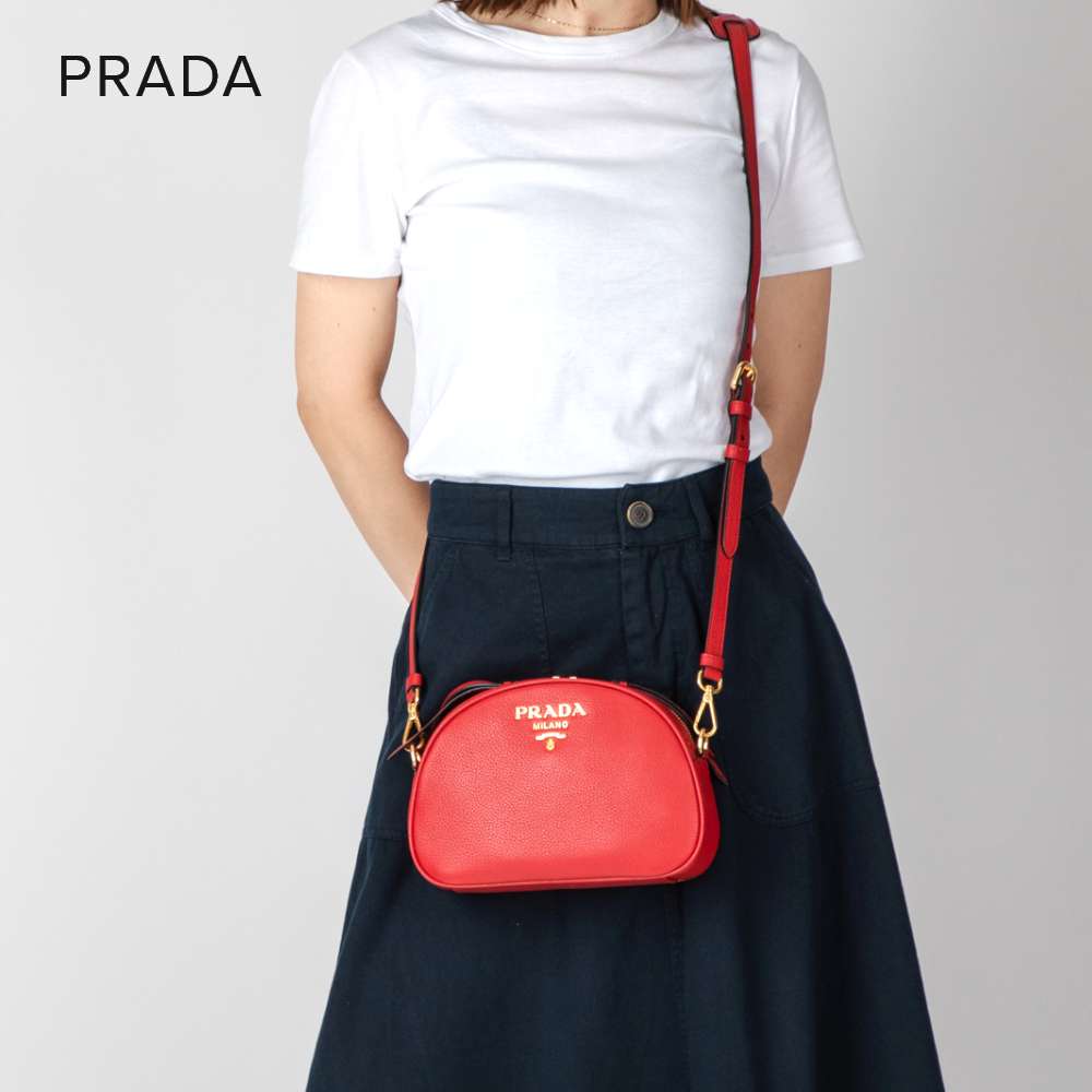 プラダ　ポシェット ＼10%OFF／ プラダ PRADA 1BH130 2BBE F0EOO ショルダーバッグ レディース バッグ レザー ポシェット サコッシュ 斜め掛け 肩掛け 軽量 お出掛け ロゴ 旅行 鞄 プレゼント ギフト 贈り物 シンプル 誕生日 記念 お祝い レッド