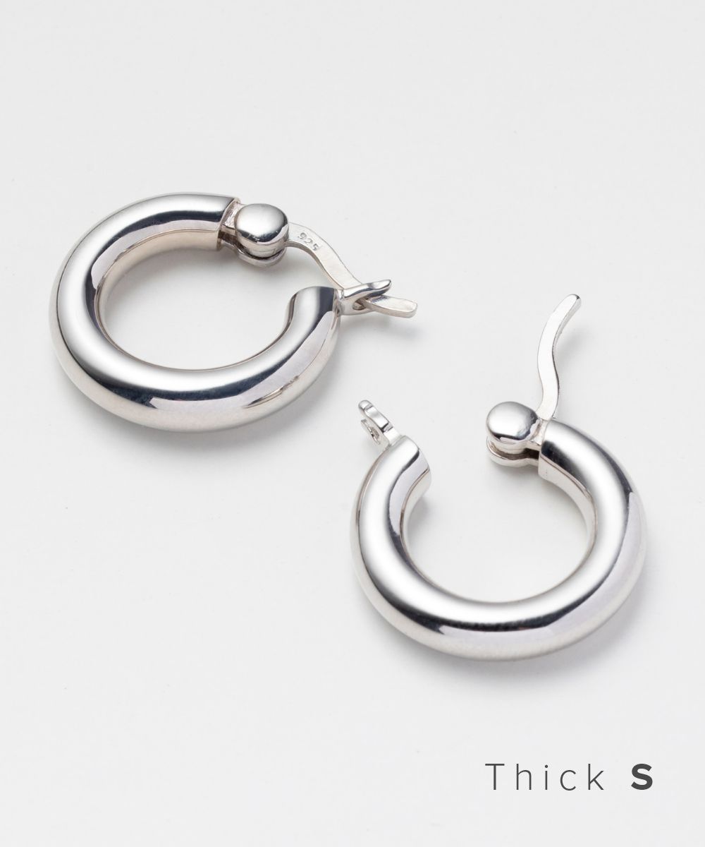 トムウッド TOM WOOD 100211 ECH96NA01 S925 ピアス classic hoop thick small レディース アクセサリー イヤリング クラシック フープ シック スモール 両耳販売 シルバー925 ペア ジュエリー ギフト プレゼント お祝い 記念 かわいい おしゃれ クリスマス シルバー S