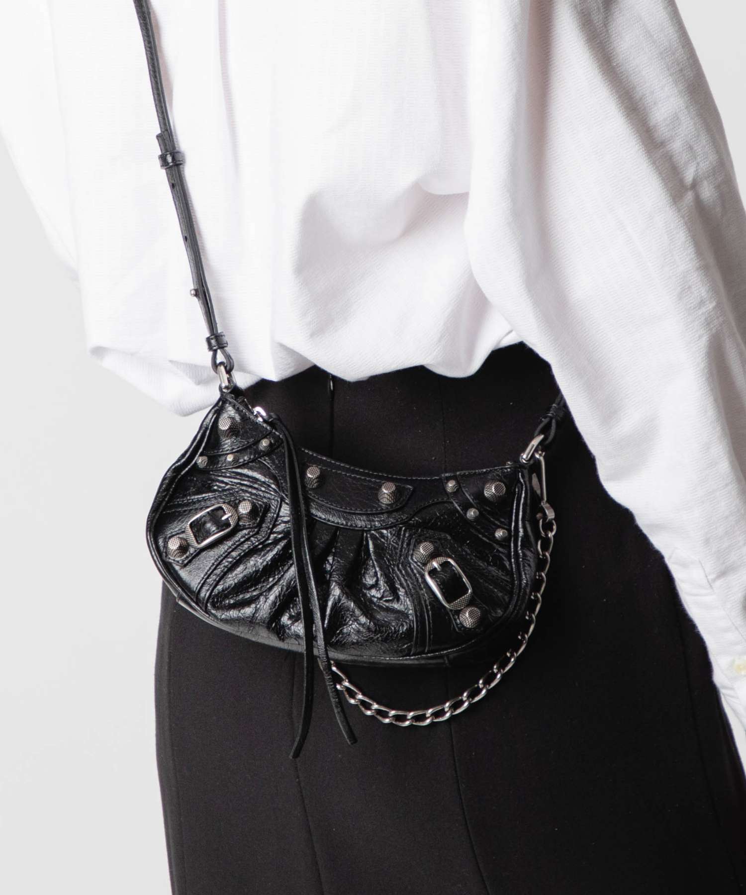 おしゃれ女子必見☆SALE★BALENCIAGA★パフィショルダーバッグ 楽天市場】バレンシアガ(ショルダーバッグ・メッセンジャー