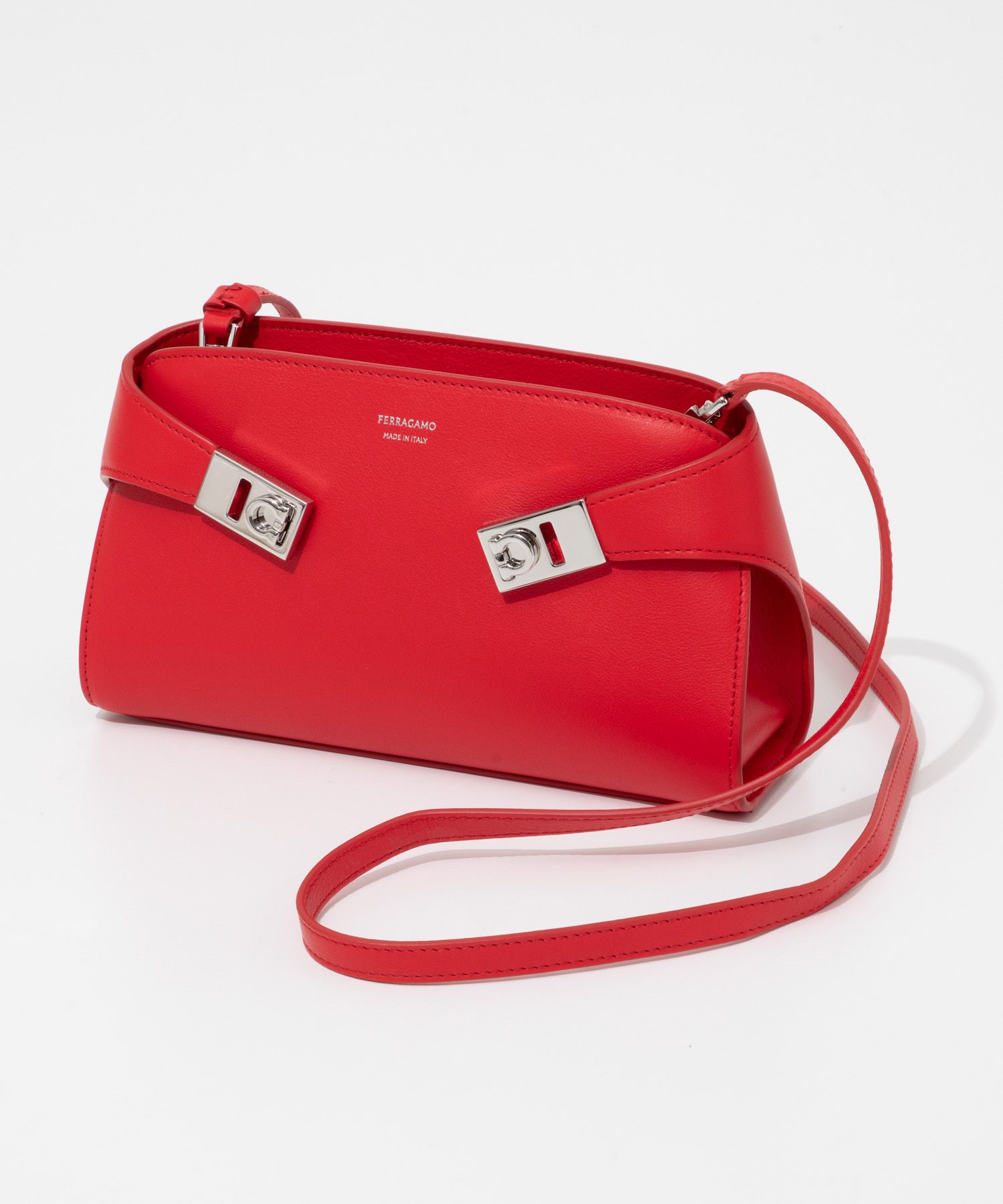 Salvatore Ferragamo☆ロゴ クロスボディ/ショルダーバッグ 楽天市場】ショルダーバッグ 布(ブランドフェラガモ