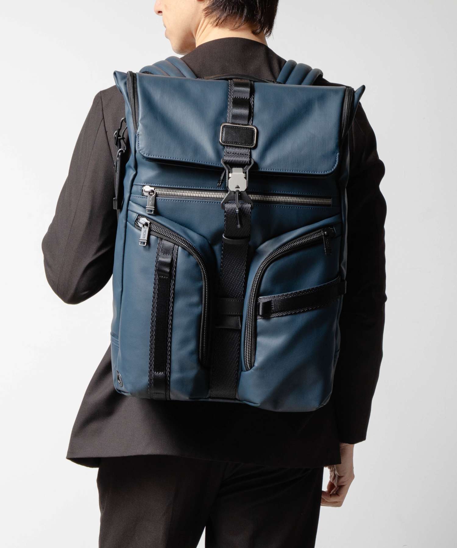 楽天市場】tumi alpha bravo london ロンドン roll top backpackの通販