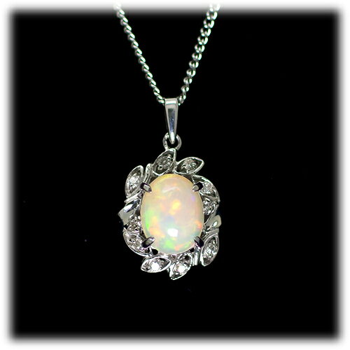 オパール ペンダント 1.0ct Pt100