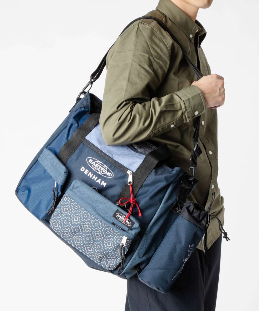 デンハム DENHAM EK0A5BDI トートバッグ Padded Kerr メンズ バッグ EASTPACK×DENHAM ショルダーバッグ イーストパック コラボモデル Padded Kerr ロゴ カジュアル お出かけ 通勤 通学 旅行 サコッシュ 2way ギフト プレゼント 誕生日 記念 ネイビー 22L