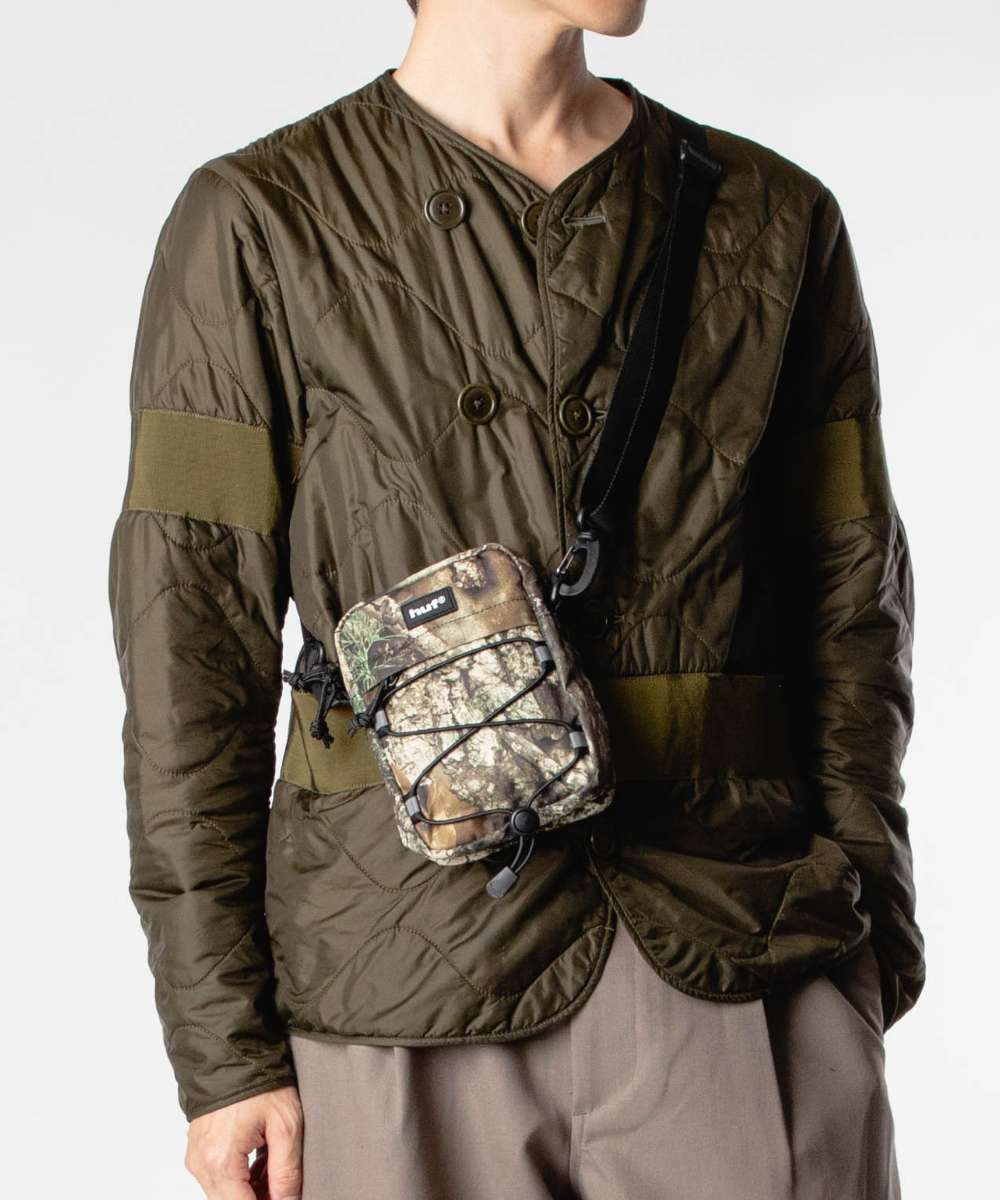 ハフ HUF REALTREE BOWERY SIDE BAG リアルツリー バワリー サイドバッグ AC01157 ショルダーバッグ メンズ バッグ