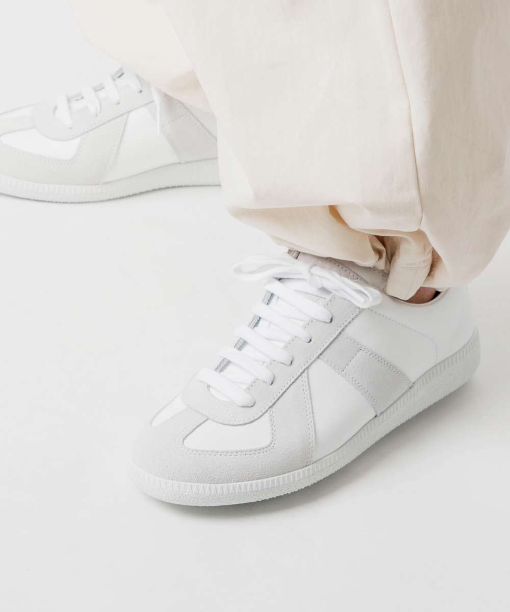 メゾン マルジェラ MAISON MARGIELA S58WS0109 P1897 スニーカー REPLICA レディース シューズ レプリカ ローカット カーフレザー ジャーマントレーナー カジュアル 靴 ブランド オフホワイト 23.5～26.0cmのサムネイル