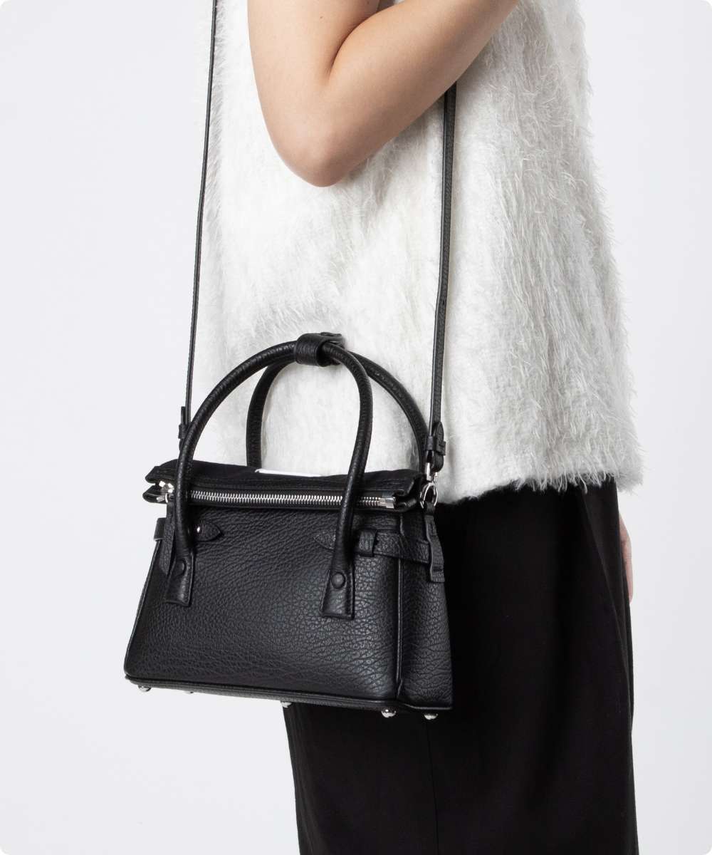 Rakuten - メゾン マルジェラ MAISON MARGIELA 5AC EAST WEST HAND BAG SMALL イースト ウェスト スモール SB1WD0034 P4348 ハンドバッグ レディース バッグ
