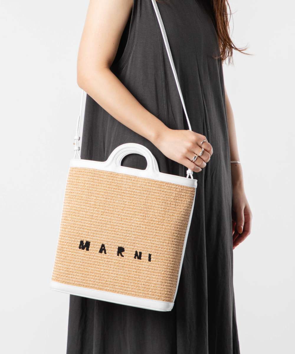 マルニ MARNI SBMP0179Q0 P3860 ショルダーバッグ TROPICALIA CROSSBODY レディース バッグ トロピカリア クロスボディ ロゴ刺繍 斜め掛け 2way カジュアル お出かけ ハンドバッグ 鞄 プレゼント ギフト サンドストーム×リリーホワイト