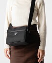 プラダ PRADA 2VH048 2DMH ショルダーバッグ RE-NYLON SHORDER BAG レディース バッグ リナイロン サフィアーノレザー トラ...