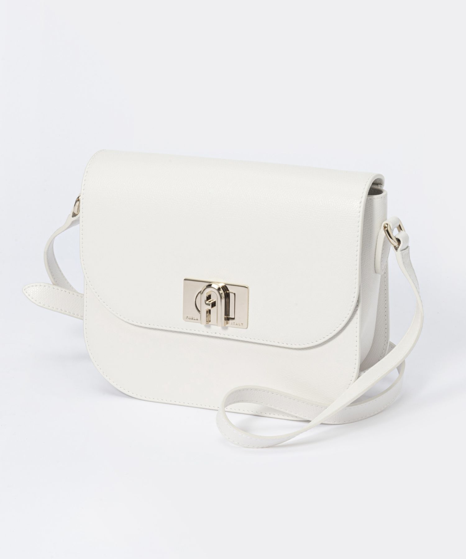 【即発】FURLA レディースショルダーバッグ【国内発】 楽天市場】可愛い(ブランドフルラ)(レディースバッグ|バッグ