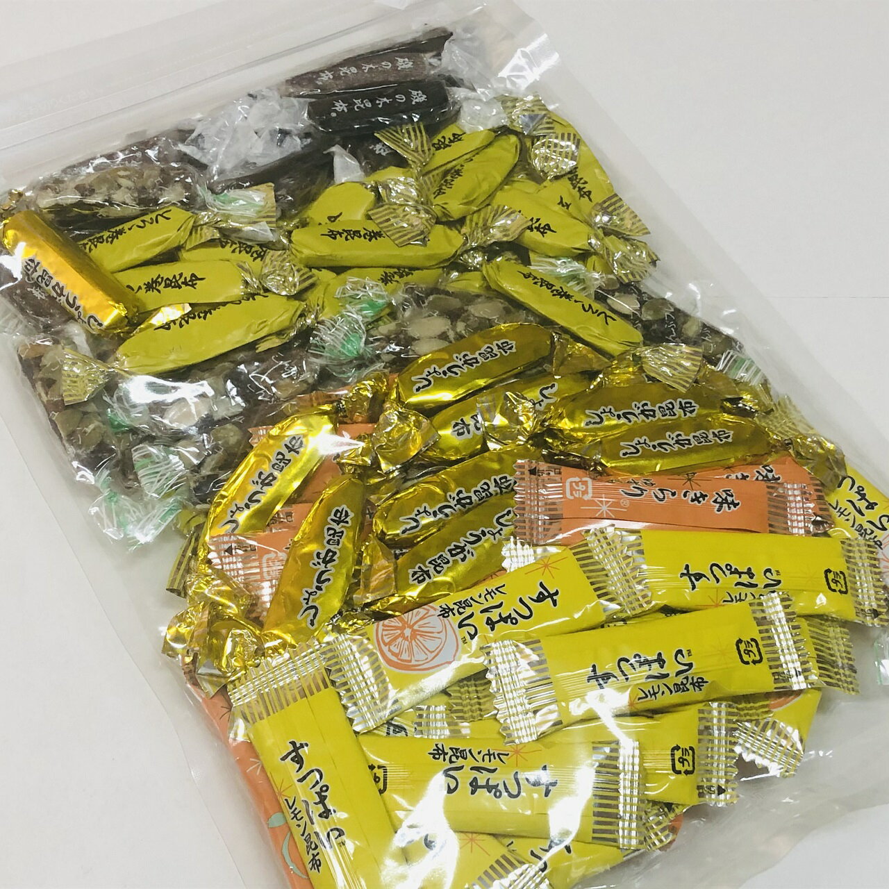 バラエティ豊かな昆布おやつ6点をミックスにしました まだお試しになっていない商品をご賞味いただく絶好の機会です 《お徳用》昆布 ミックス 300g 磯の木昆布60g パンプキンシード60g しょうが昆布40g すっぱいレモン昆布40g便利なチャック袋入り 味 ... バラエティ豊かな昆布おやつ6点をミックスにしました まだお試しになっていない商品をご賞味いただく絶好の機会です 《お徳用》昆布 ミックス 300g 磯の木昆布60g パンプキンシード60g しょうが昆布40g すっぱいレモン昆布40g便利なチャック袋入り 味 ...