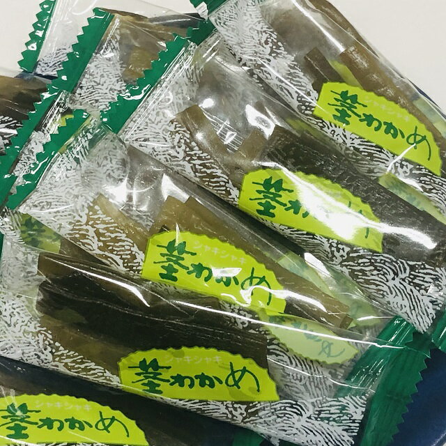 内容量 300g（150g×2） 賞味期限 製造日より約120日 保存方法 直射日光高温多湿を避けて常温または冷蔵で保管 原材料名 湯通し塩蔵わかめ（三陸産）、砂糖、食塩、みりん/酸味料、ソルビトール、調味料（アミノ酸等）、乳酸カルシウム 商品説明 シャキシャキした食感で少しすっぱい食物繊維たっぷりのヘルシーなおつまみです。 ※本品に使用しているわかめは、えびの混ざる方法で採取しております ※栄養成分表示　100gあたり　49kcal　たんぱく質　2.1g　脂質　0g　炭水化物　16.1g　食物繊維　6.1g　食塩相当量　6.5g （推定値）メール便(ポスト投函）でのお届けになりますので日時の指定はできません。 商品の発送より約3日〜4日でお届けできます。