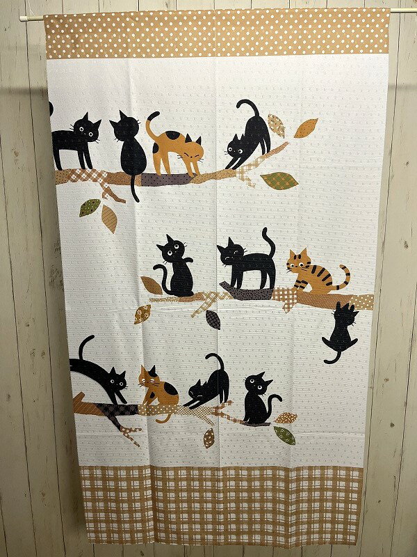 【12/1限定 P5倍】 のれん ねこ柄のれん キャッツ 85幅 150丈 サイズ 85cm（ヨコ）×150cm（タテ）【 メール便送料無料 】