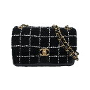 【最大3万円クーポン 5/1~3】【天白】【CHANEL】シャネル チェーンショルダー フラップバッグ ツイード ラム 2023 2024 AW 新作 ゴールド金具 黒 ブラック レディース【新品】【未使用】【中古】