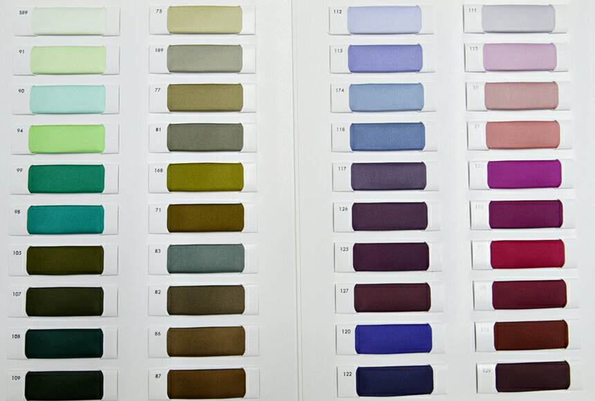 裏地 東レ ペンターV #2001 122cm幅 1mカット 色見本3 グリーン～パープル 生地 ポリエステル100％ ドレープ ソフト 透けにくい 吸汗 速乾 防汚 高級 TORAY テトロン 制電 しなやか すけにくい