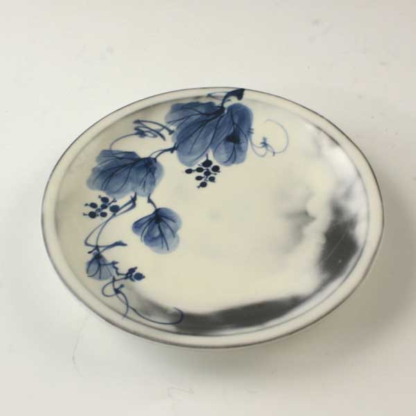 皿 おしゃれ 京焼 清水焼 陶器製 日本製 器 四寸丸皿 染付山葡萄 おしゃれ 高級 プレゼント 人気 和食器