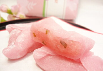 【季節限定】銘菓　桜の折り餅【桜葉入り桜餡】8個入【期間限定】【YDKG-t】