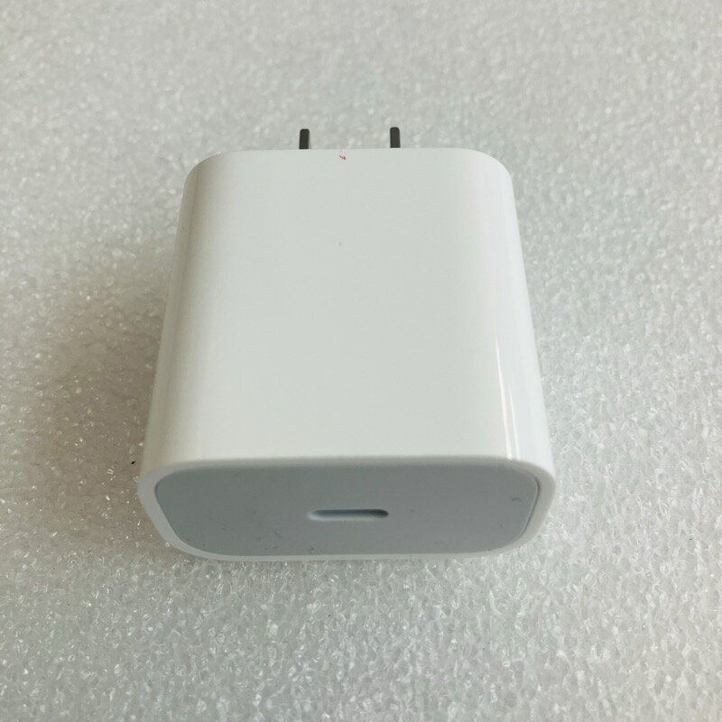 š[ Apple ]  20W USB-C Power Adapter A2305 MHJA3AM/A