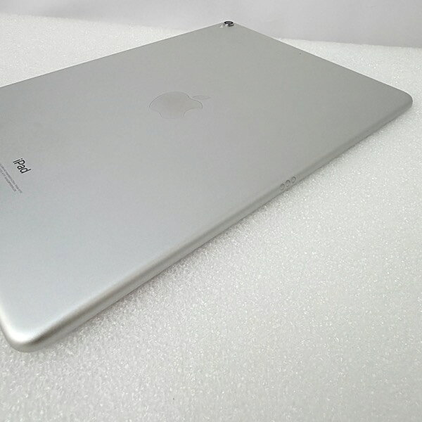 U&JMac’s楽天市場店の【中古】 Apple iPad Pro (第1世代) 10.5インチ Wi-Fi シルバー 64GB / A1701 MQDW2J/A CPUA10X / メモリ4GB SSD64GB OSiOS 17｜アングル3