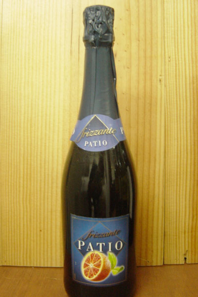 “パティオ”フリッツァンテ・アランチャ・ロッサ(レッド・オレンジ)フレーバーワイン・甘口・ブルーボトル（泡・食後酒）