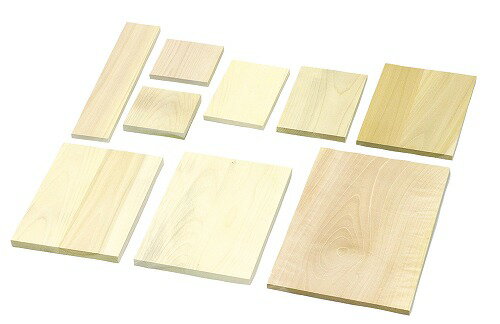 ●商品サイズ（単位mm):220×160×14mm●セット内容:サンドペーパー、ノンスリップシート付●重量（g）:242g●材質:朴木●包装サイズ:235x180x14mm非常に彫刻しやすく細かい彫りができます。版画版・彫刻刀・小刀の柄などにも使用されています。色調：芯材/灰緑色、辺材/灰白色、肌目：非常に密、光沢無、軟、軽量卒業共同制作、特に校歌用・掲示板用に合わせた木彫板です。