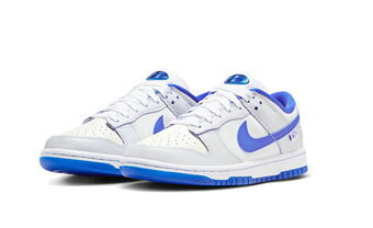 バスケ@TOKYO UltimateCollectionのバスケットシューズ バッシュ スニーカー ナイキ Nike Wmns Dunk Low WorldWide W White/Blue ストリート 【WOMEN'S】｜アングル2