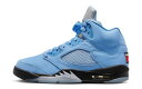 バスケットシューズ バッシュ スニーカー ジョーダン Jordan Air Jordan 5 Retro Low SE U.Blue/Black/White ス...
