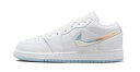 バスケットシューズ バッシュ スニーカー ジョーダン Jordan Air Jordan 1 Low SE GS GS White/Ice Blue ストリート...