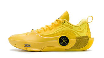 ↓↓↓探す手間が省けます！↓↓↓ MSM SHOE *幅広め　サイズやや大き目ですWay of Wade 12シリーズは、2層のSUPER BOOMミッドソールと2枚のカーボンファイバープレートを搭載して、プロバスケットボールシューズの新しい時代を切り開いています。これにより、屋内パフォーマンスにおいて最高の接地感と推進力を提供します。Way of Wade 12シリーズはWay of Wadeシリーズ今までで最も軽量なシリーズで、ドウェイン・ウェイドの史上最高のシグネチャーシューズラインとして広く認識されています。商品が入荷するまでに4〜6週間以上お時間がかかります。ご到着日をご指定頂いても、ご希望通りお届け出来ない場合がございます。 また、サイズによってはご用意できない場合もございます。 商品注文後、不良品以外のキャンセル、交換等はお受けできませんのでご注意下さい。 商品の入荷状況など、こちらからご連絡は致しません。商品が入荷した場合のみご連絡させて頂きます。（状況を確認したい場合はお客様よりご質問下さい。） また、現在発売中の商品、もしくは発売日の異なる予約商品等と一緒にご注文頂いても別発送とさせて頂きますのでご了承下さい。 *伝票サービス対象外となります。 ご理解頂けるお客様のみご注文下さい。中国cmサイズ表記：やや大きめとなりますサイズ交換、返品について必ずお読み下さい。