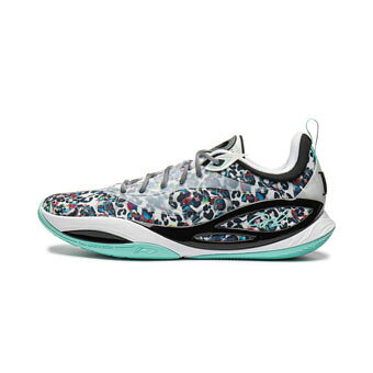 ↓↓↓探す手間が省けます！↓↓↓ MSM SHOE DLO 2 シリーズは、フルレングスBOOMミッドソールとLIGHT FOAM ULTRA構造を採用して、優れた接地感と俊敏なステップワークを実現しながら、TUFF OSアウトソールがアウトドアトレーニングからインドアパフォーマンスまで安定したグリップ力を発揮して、PROBAR LOCスタビライザーと3枚のバタフライ形状TPUが連動することで、激しい動きの中でもねじれやロールオーバーを効果的に抑制します。商品が入荷するまでに4〜6週間以上お時間がかかります。ご到着日をご指定頂いても、ご希望通りお届け出来ない場合がございます。 また、サイズによってはご用意できない場合もございます。 商品注文後、不良品以外のキャンセル、交換等はお受けできませんのでご注意下さい。 商品の入荷状況など、こちらからご連絡は致しません。商品が入荷した場合のみご連絡させて頂きます。（状況を確認したい場合はお客様よりご質問下さい。） また、現在発売中の商品、もしくは発売日の異なる予約商品等と一緒にご注文頂いても別発送とさせて頂きますのでご了承下さい。 *伝票サービス対象外となります。 ご理解頂けるお客様のみご注文下さい。サイズ交換、返品について必ずお読み下さい。