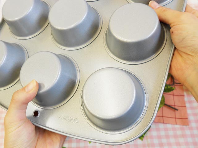 WILTON (ウィルトン)RR 12CUP REG マフィンパン　レギュラーサイズ　焼き型　型　12個　ノンスリック加工済о製菓道具_お菓子作り_道具_クッキー型_セット_WILTONウイルトンの手作りツール_ wilton_ウィルトン_製菓用品_バレンタイン_ホワイトデー_クリスマス_手作り格安通販　バレンタイン　人気　ランキング