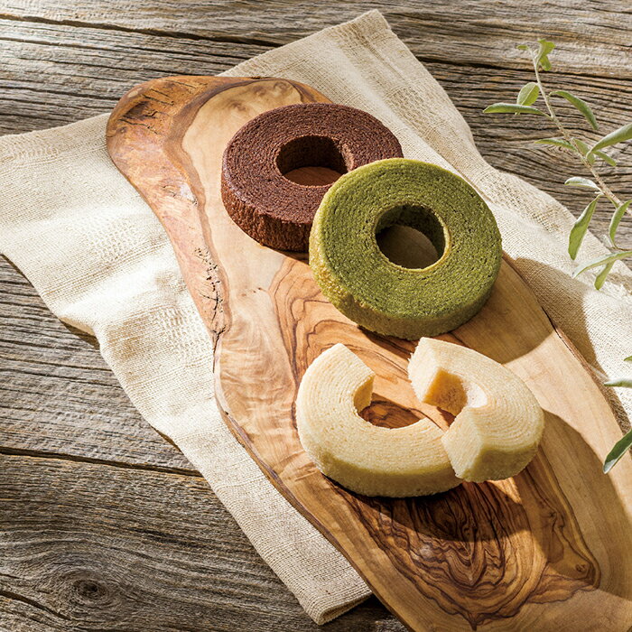 ミルクフィールド ミルクスタンプアソート9個入 2026 ギフト 洋菓子 詰め合わせ 和菓子 バウムクーヘン..