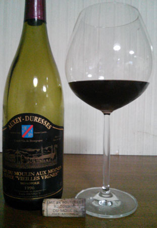 オークセイ・デュレス・クロ・デュ・ムーラン・オー・モワーヌ・キュヴェ・ヴィエーニュ・ヴィーニュ750ml(フランスブルゴーニュ・赤ワイン)