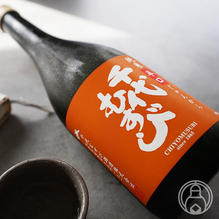 千代むすび 純米辛口 じゅんから 720ml【千代むすび酒造／鳥取県】【日本酒】