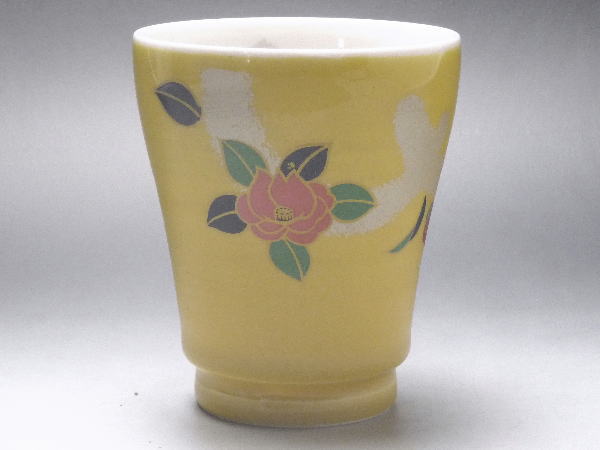 商品毎に、内部の木の葉の向きは異なります。サイズ直径82mm×高さ97mm約210g容量　約200cc満水容量　約260cc等級説明この商品は、B級品です。鉄粉・歪み・色むら・研磨痕などがあります。備考電子レンジで使用できません。在庫説明こ...