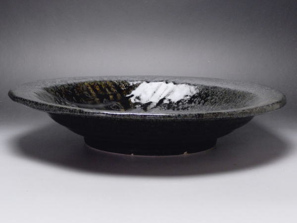 【B級品】黒釉刷毛目 75深皿 [普段使いの食器]の紹介画像2