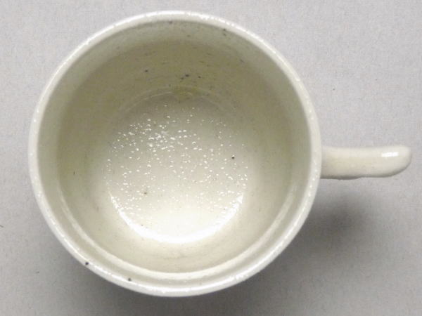【B級品】丸抜うさぎ　デミタスカップ　[普段使いの食器]