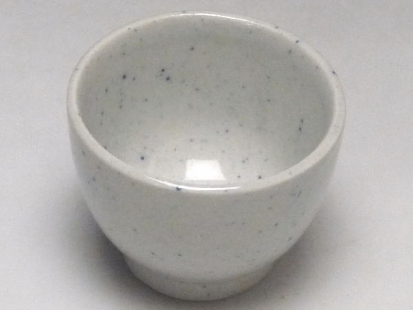 【B級品】青斑点 ぐい呑み [普段使いの食器]の紹介画像2