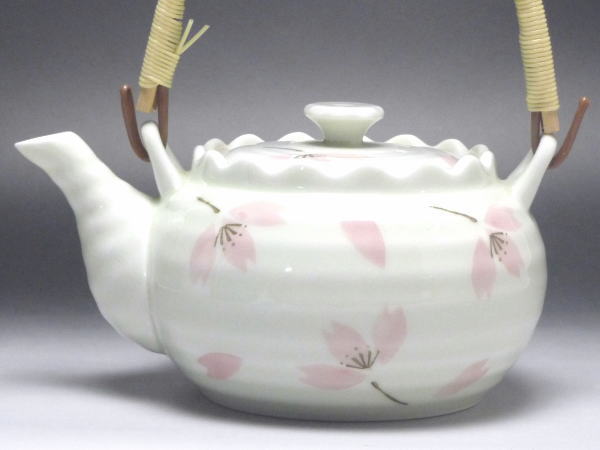 花ふぶき 4号土瓶【取り寄せ品】 [普段使いの食器]