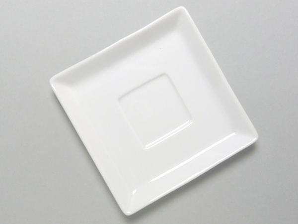 【B級品】スクエア　コーヒーカップ用ソーサー（受け皿）(jg1659)　[普段使いの食器] umeya210-10006576 やきもの 梅屋 サンプル画像3